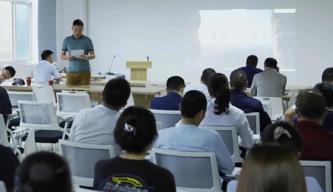 陜直股份、秦漢通航聯(lián)合開(kāi)展 6.16安全宣傳咨詢(xún)?nèi)障盗谢顒?dòng)